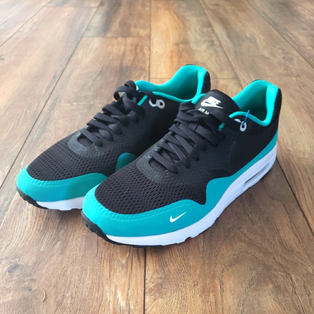 Nike Air Max 1 Ultra (10) - NWOT